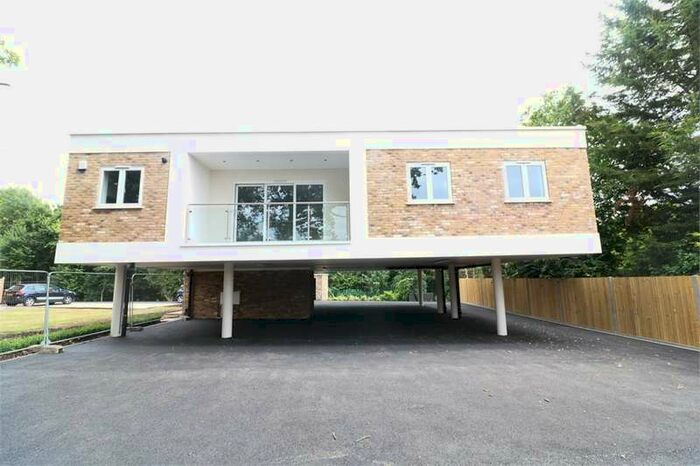 2 Bedroom Apartment To Rent In Lambs Close, Cuffley, Potters Bar, EN6