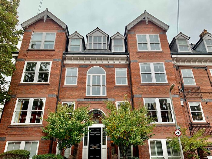 3 Bedroom Property To Rent In Victoria Mansions, Liverpool, L17