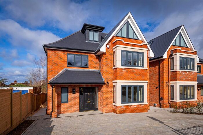 5 Bedroom Detached House To Rent In St Omer Road, Guildford, GU1