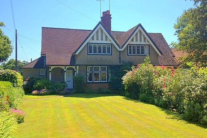 3 Bedroom Semi-Detached House To Rent In Cuckfield Road, Staplefield, Haywards Heath, RH17