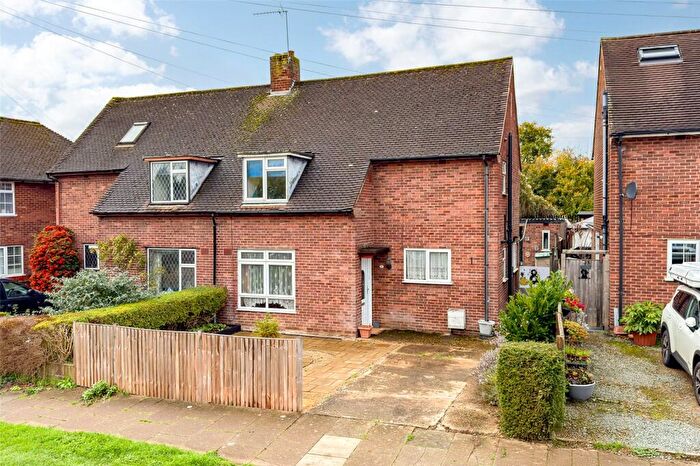 3 Bedroom Semi-Detached House For Sale In Gorham Drive, St. Albans, Hertfordshire, AL1