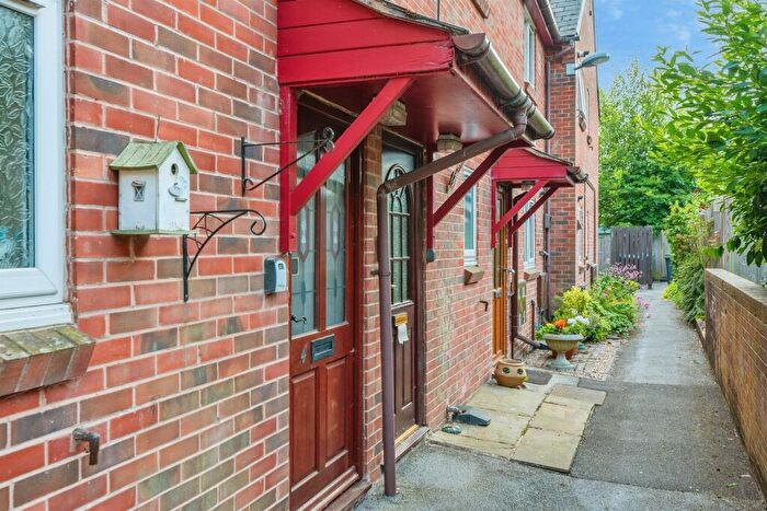 2 Bedroom Apartment For Sale In Henmore Place, Ashbourne, DE6