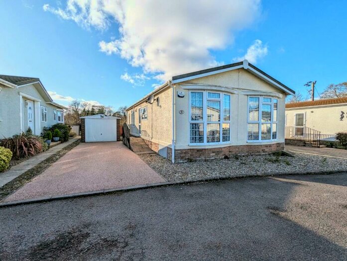 2 Bedroom Park Home For Sale In The Firs, Rushbrooke Lane, Bury St. Edmunds, IP33