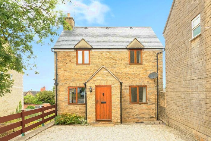 2 Bedroom Detached House To Rent In Chipping Norton, Oxfordshire, OX7