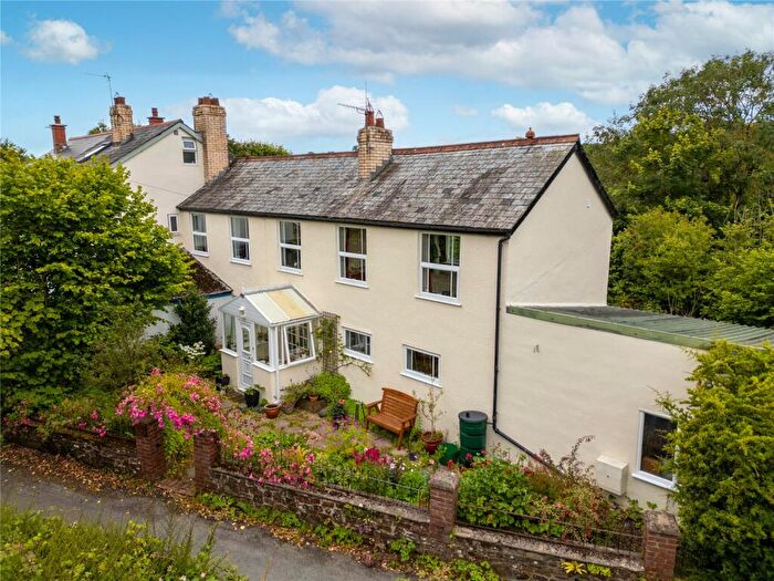 3 Bedroom End Of Terrace House For Sale In Landcross, Bideford, EX39