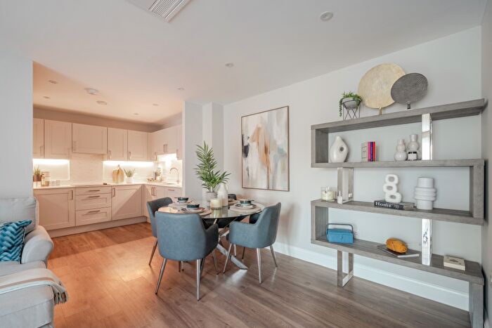 1 Bedroom Retirement Property For Sale In Pegasus Lymington Gate, - Pegasus Gate, Stanford Hill, Lymington, SO41