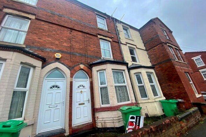 3 Bedroom Property To Rent In Bobbers Mill Road, Nottingham, NG7