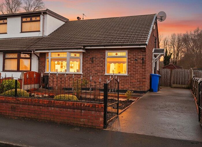 2 Bedroom Semi-Detached House For Sale In Sunningdale Drive, Irlam, M44