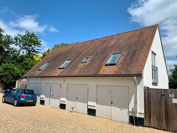 4 Bedroom Maisonette To Rent In Abingdon, Oxfordshire, OX14