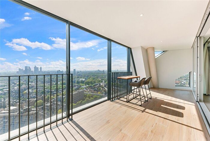 3 Bedroom Flat To Rent In Southwark Bridge Road, London, SE1