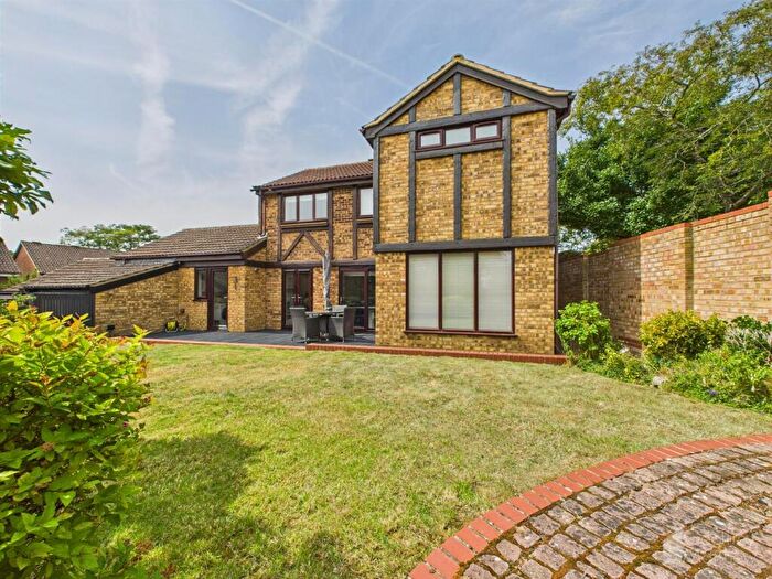 4 Bedroom Detached House For Sale In Downlands, Chells Manor, Stevenage, SG2