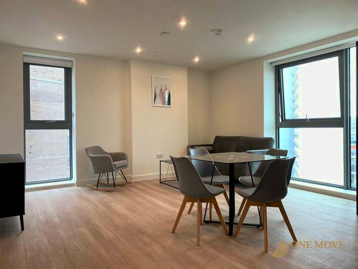 2 Bedroom Flat To Rent In Exchange Point, Salford, M3