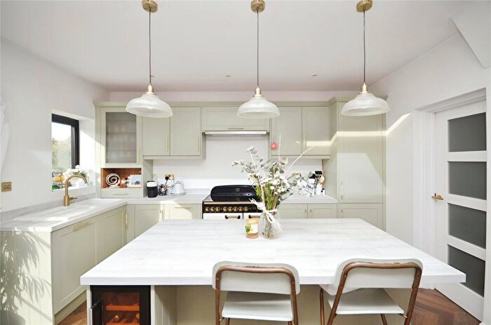 3 Bedroom Semi-Detached House To Rent In Glebe Way, Hornchurch, Essex, RM11