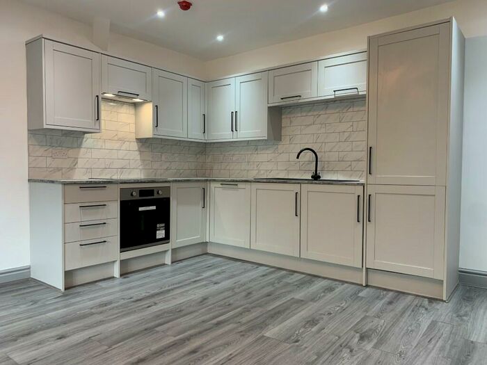 1 Bedroom Flat To Rent In Fulwood Park, Liverpool, Merseyside, L17