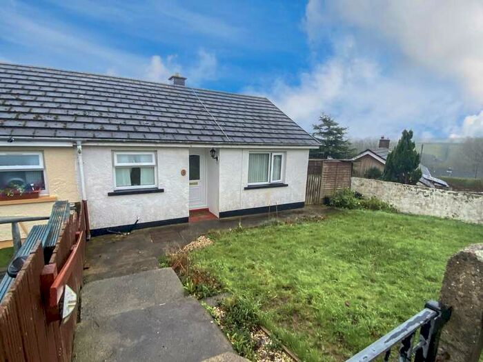 Houses for sale & to rent in SA73 1QF, The Promenade, Neyland West