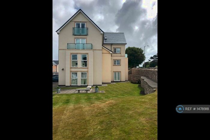 1 Bedroom Flat To Rent In Old Colwyn, Conwy, LL29