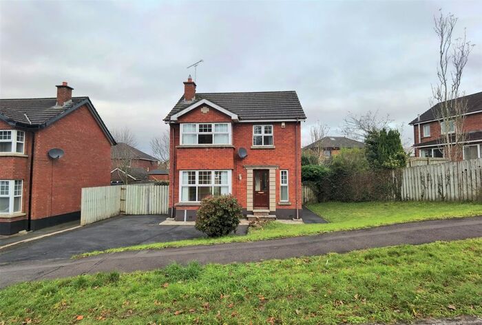 3 Bedroom Detached House To Rent In 31 Alderwood Hill, Belfast BT8