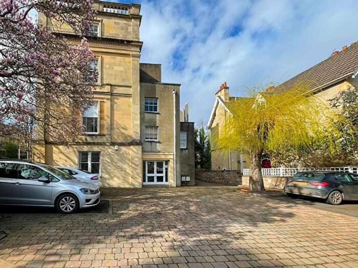 1 Bedroom Apartment To Rent In Dyrham Court, Clifton Park Road, Clifton, BS8