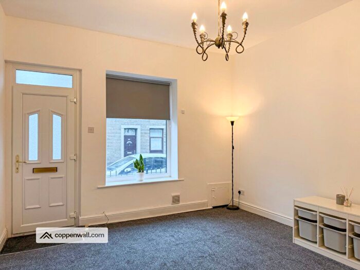 2 Bedroom End Of Terrace House For Sale In Newchurch Road, Stacksteads, Rossendale, OL13