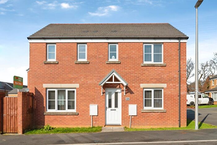 3 Bedroom Detached House For Sale In Maes Y Glo, Llanelli, SA14