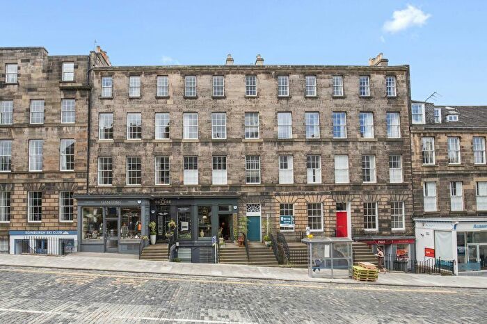 1 Bedroom Flat To Rent In C Flat, Howe Street, Edinburgh, EH3