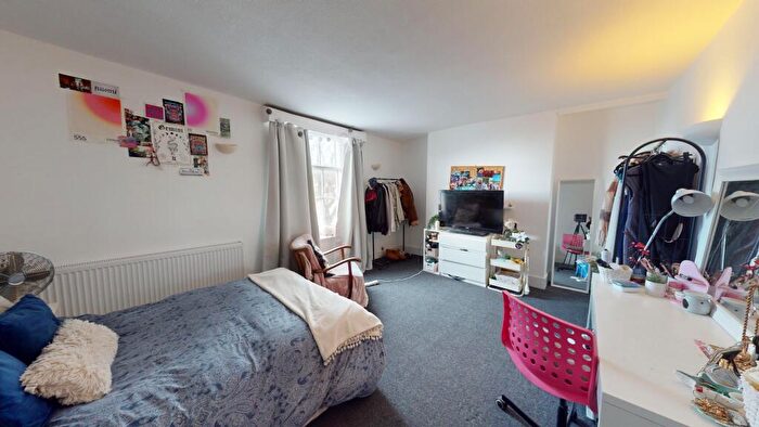 6 Bedroom Terraced House To Rent In Upper North Street, BN1