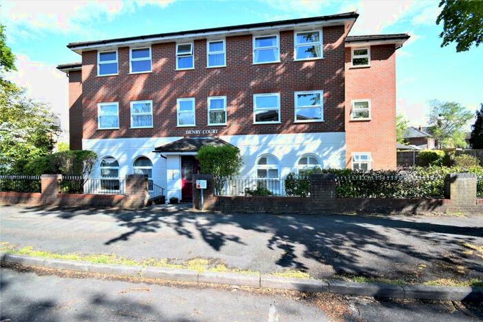 2 Bedroom Apartment To Rent In Guildford Road East, Farnborough, Hampshire, GU14