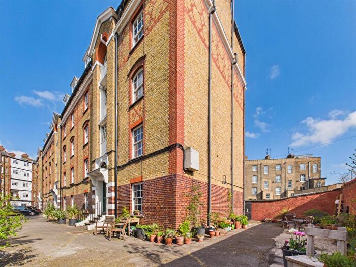 1 Bedroom Apartment To Rent In Wellington Building, Wellington Way, Bow, E3