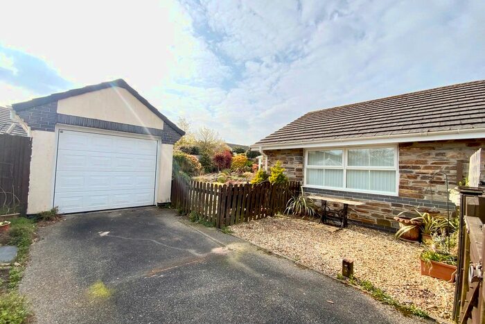 3 Bedroom Detached Bungalow To Rent In Primrose Gardens, Tavistock, PL19