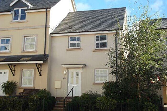 2 Bedroom Property To Rent In Underhay Close, Dawlish, EX7