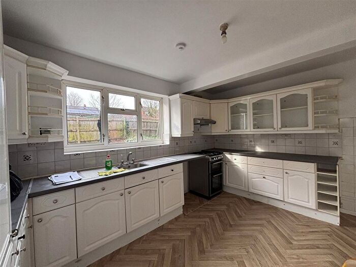 3 Bedroom Property To Rent In Caledon Street, Walsall, WS2