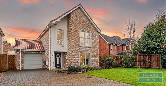 4 Bedroom Detached House For Sale In The Pastures, Holme Upon Spalding Moor, York, YO43