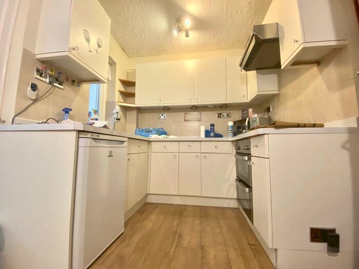 2 Bedroom House To Rent In Bucklands End Lane, Birmingham, B34