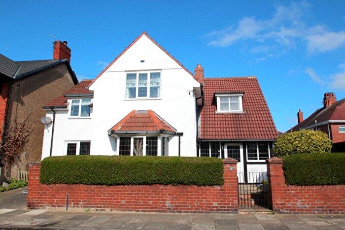 4 Bedroom Detached House For Sale In High View, Wallsend, NE28
