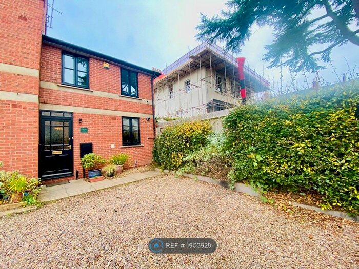 3 Bedroom Terraced House To Rent In Portland Place West, Leamington Spa, CV32