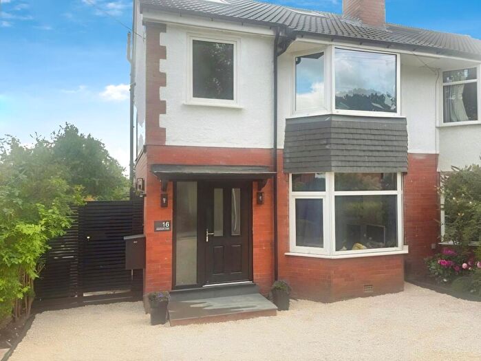 5 Bedroom Semi Detached House For Sale In Stainburn Road, Leeds, LS17