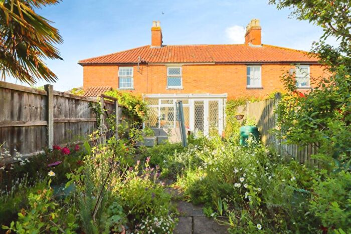 3 Bedroom Terraced House For Sale In New North Road, Attleborough, Norfolk, NR17