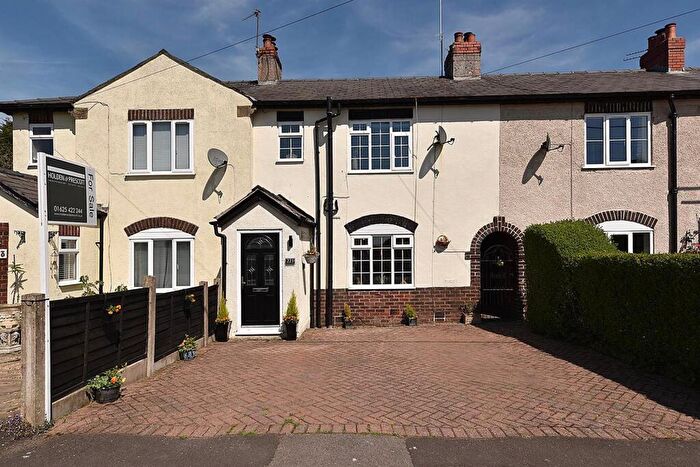 3 Bedroom Terraced House For Sale In Whirley Road, Macclesfield, SK10