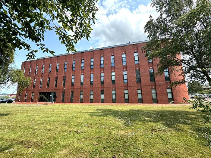 1 Bedroom Apartment For Sale In Vicarage Farm Road, Peterborough, PE1