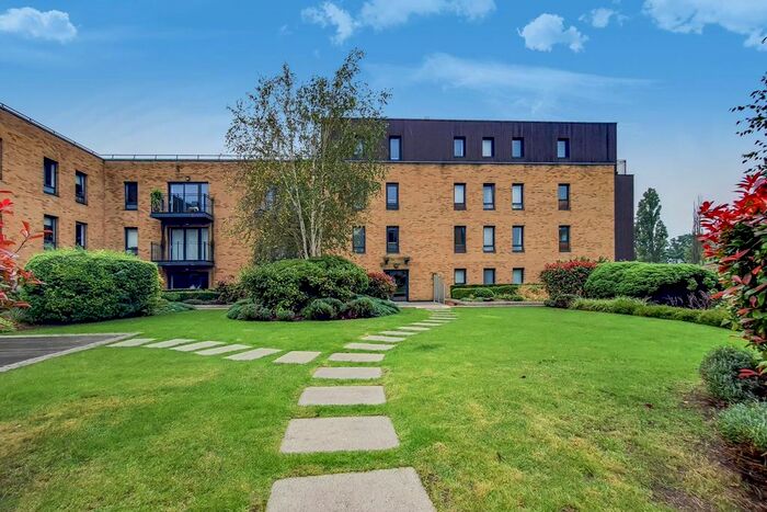 2 Bedroom Flat To Rent In Embry Road, Blackheath, London, SE9