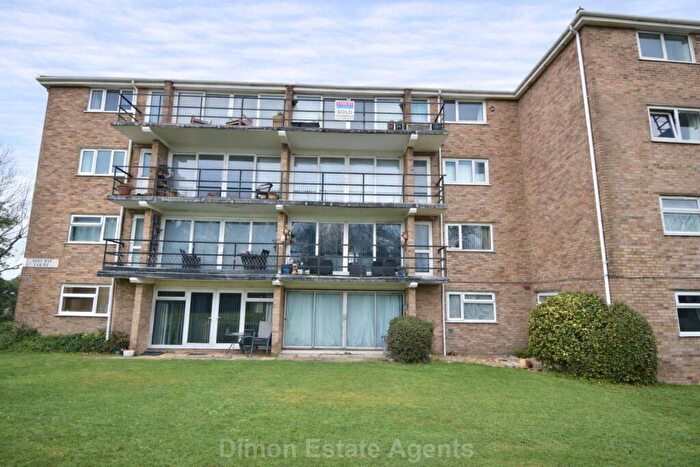 Flat For Sale In Ashurst Court, Gomer, PO12