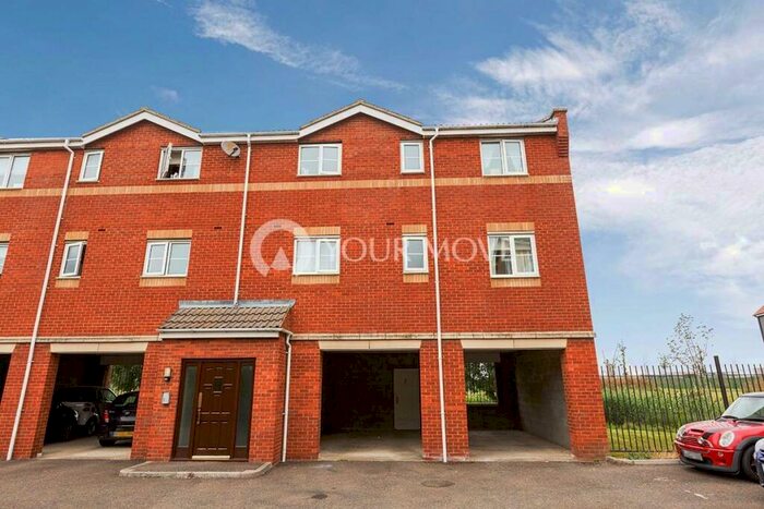 2 Bedroom Flat To Rent In Fenners Marsh, Gravesend, Kent, DA12
