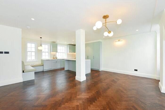2 Bedroom Apartment To Rent In Chalfont Court, Baker Street, NW1