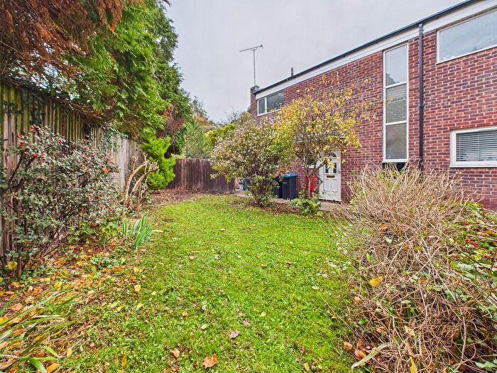 4 Bedroom End Of Terrace House To Rent In Ashmuir Close, Blacon, Chester, CH1