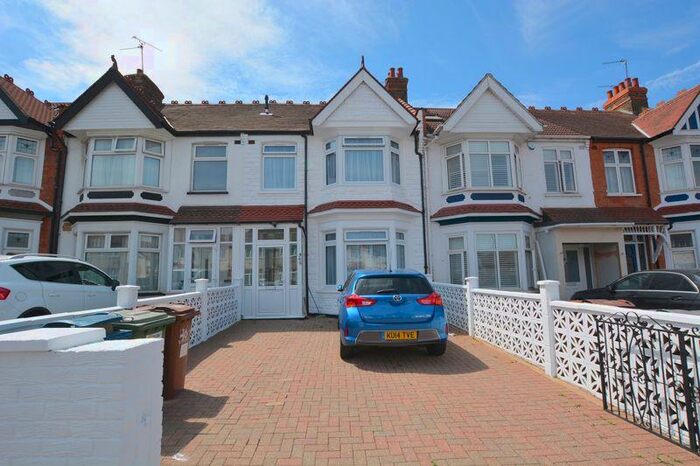 4 Bedroom Terraced House To Rent In Pinner Road, North Harrow, HA1