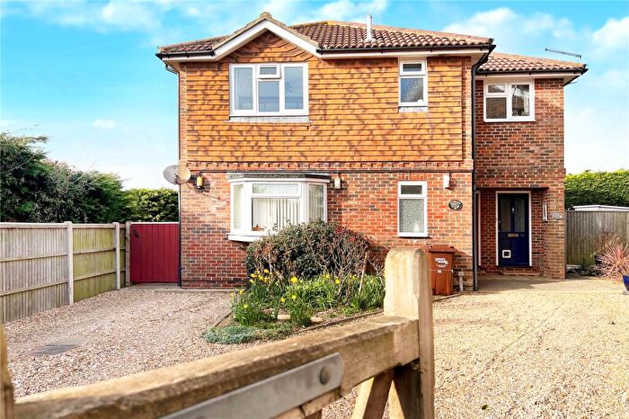 2 Bedroom Apartment For Sale In Bewley Road, Angmering, West Sussex, BN16