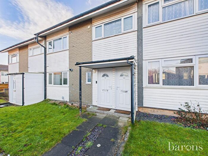 1 Bedroom Maisonette For Sale In Millard Close, Oakridge, Basingstoke, RG21