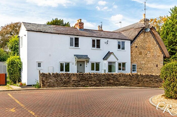2 Bedroom End Of Terrace House For Sale In High Street, Prestbury, GL52