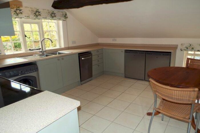2 Bedroom Flat To Rent In Robinsons Hill Melbourne, Derby, DE73