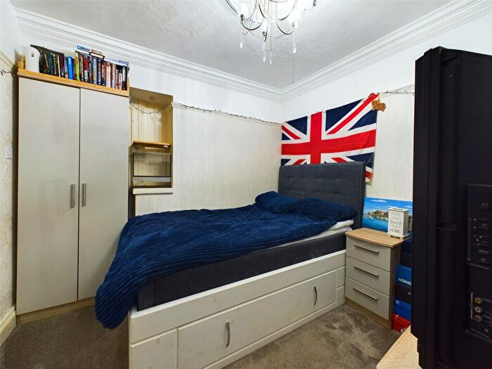 2 Bedroom Apartment For Sale In South Road, Weston-super-Mare, North Somerset, BS23